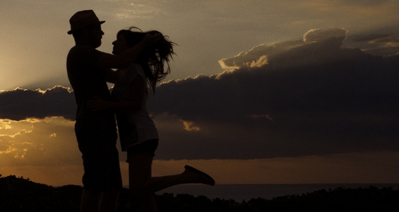 どうする？　プロポーズの場所、モノ、コト事情