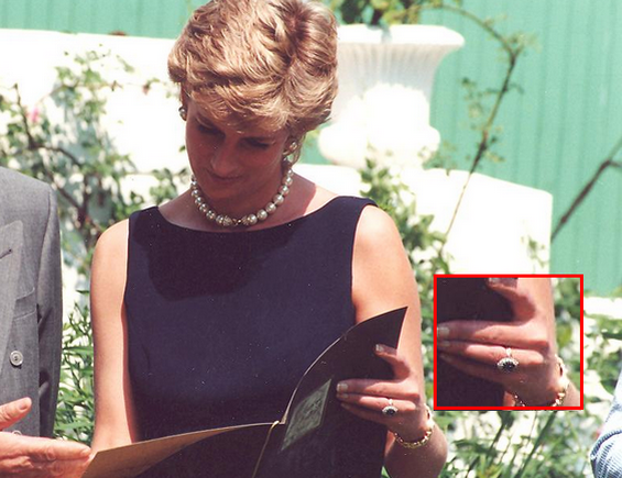 キャサリン妃の受け継いだ、ダイアナ妃の婚約指輪