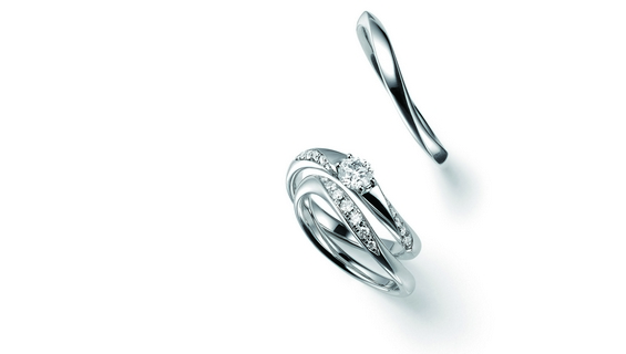 ウェディングのセットリング、４つの魅力
