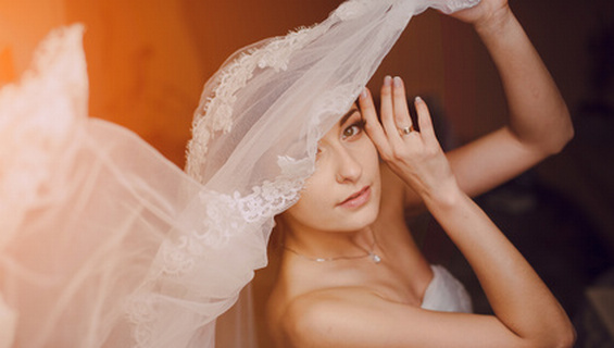 ワンランク上の着こなしは、小物やアクセサリーにも徹底的にこだわって