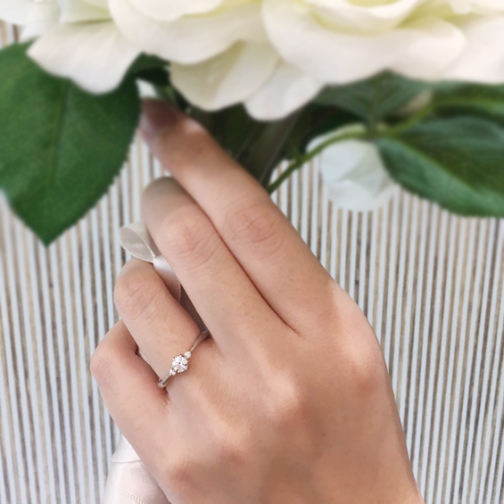 ポンテヴェキオ Ponte Vecchio 婚約指輪 エンゲージリング